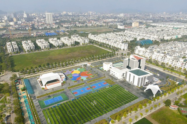 Thủ tướng Phạm Minh Chính khởi công xây dựng trường liên cấp bán trú tại Bát Mọt - Ảnh 7. Thủ tướng Phạm Minh Chính khởi công xây dựng trường liên cấp bán trú tại Bát Mọt - Ảnh 7.