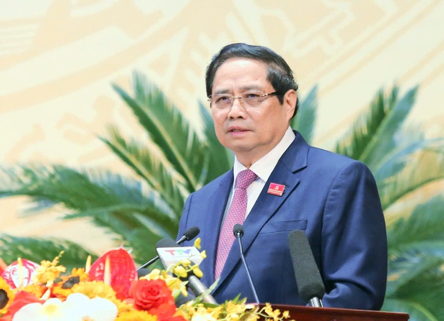 Thủ tướng: Cán bộ phải tận tâm cống hiến, biết hy sinh - Ảnh 1.