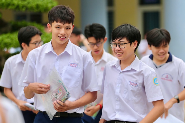 Thông tin mới nhất về tuyển sinh đầu cấp, tuyển sinh lớp 10 ở TP HCM năm học 2026-2027 - Ảnh 1.