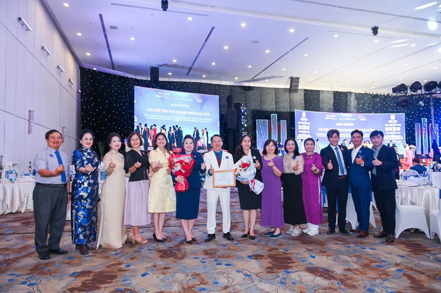 TS-BS Nguyễn Ngọc Nhơn: Người kiến tạo vẻ đẹp Việt, hết lòng vì cộng đồng - Ảnh 4.