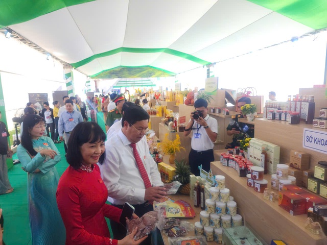 Nhiều hoạt động ý nghĩa trước thềm Đại hội Đại biểu Đảng bộ tỉnh An Giang- Ảnh 6. Nhiều hoạt động ý nghĩa trước thềm Đại hội Đại biểu Đảng bộ tỉnh An Giang- Ảnh 6.