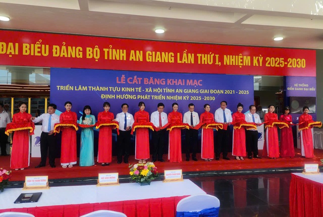 Nhiều hoạt động ý nghĩa trước thềm Đại hội Đại biểu Đảng bộ tỉnh An Giang- Ảnh 3. Nhiều hoạt động ý nghĩa trước thềm Đại hội Đại biểu Đảng bộ tỉnh An Giang- Ảnh 3.