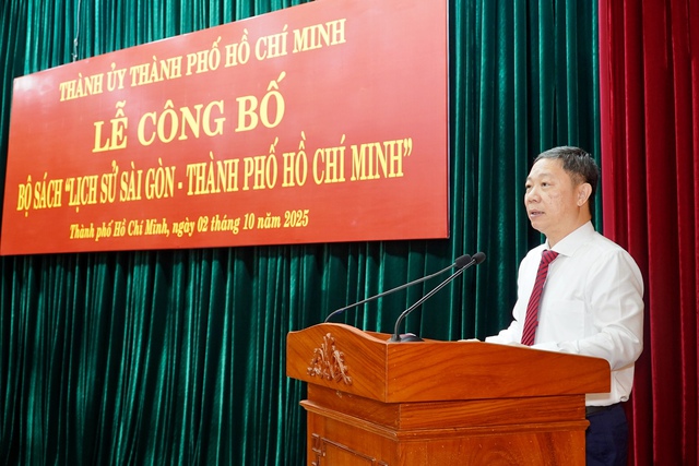 Ra mắt bộ sách “Lịch sử Sài Gòn - Thành phố Hồ Chí Minh”- Ảnh 4. Ra mắt bộ sách “Lịch sử Sài Gòn - Thành phố Hồ Chí Minh”- Ảnh 4.