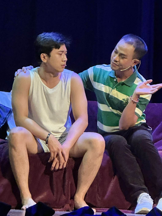 Quốc Thảo, Hữu Nghĩa, Quỳnh Hương yểm trợ diễn viên trẻ tỏa sáng trong vở "Oán Linh Nhi" - Ảnh 4.
