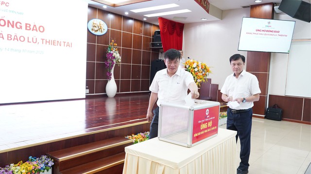 CNVCLĐ EVNSPC đóng góp gần 10 tỉ đồng ủng hộ đồng bào bị bão lũ - Ảnh 1.