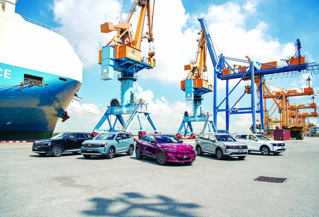 Ford Territory phiên bản mới khám phá duyên hải Bắc Bộ - Ảnh 1.