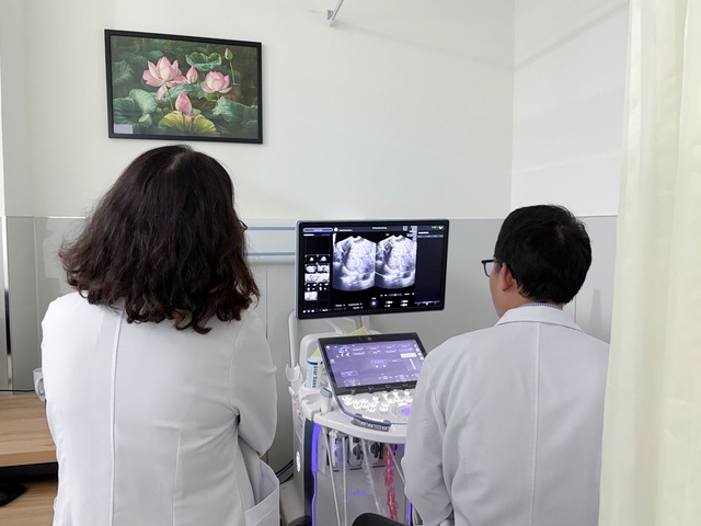 Bằng MRI, Thiện Nhân Hospital phát hiện ung thư buồng trứng ở phụ nữ chưa từng sinh con - Ảnh 1.
