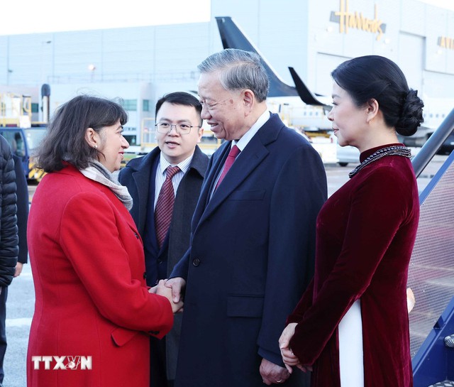 Tổng Bí thư Tô Lâm đến London, bắt đầu thăm Vương quốc Anh - Ảnh 2.