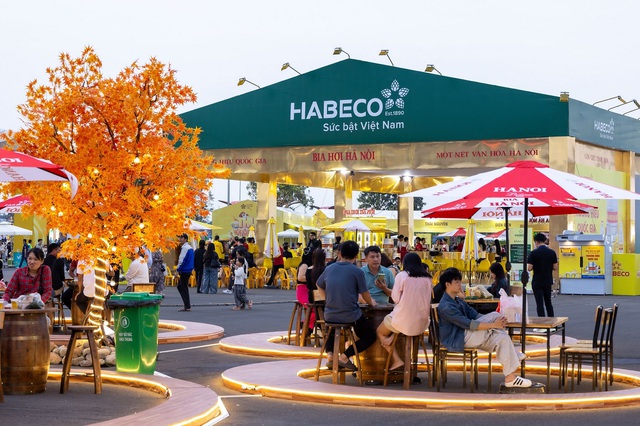 Hội chợ Mùa Thu lần Thứ nhất - 2025: “Cực phẩm” ẩm thực - "Đại tiệc ăn chơi" hot nhất thời điểm này - Ảnh 3.
