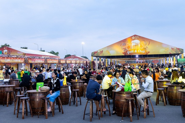 Hội chợ Mùa Thu lần Thứ nhất - 2025: “Cực phẩm” ẩm thực - "Đại tiệc ăn chơi" hot nhất thời điểm này - Ảnh 7.