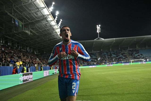 "Đại bàng" Crystal Palace lập kỷ lục ngày ra quân Conference League- Ảnh 3. "Đại bàng" Crystal Palace lập kỷ lục ngày ra quân Conference League- Ảnh 3.
