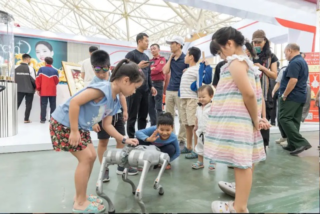 Ngàn lẻ một điểm “phải đến” tại siêu hội chợ quy mô khủng nhất từ trước tới nay - Ảnh 5.