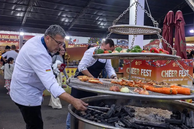 Ngàn lẻ một điểm “phải đến” tại siêu hội chợ quy mô khủng nhất từ trước tới nay - Ảnh 6.