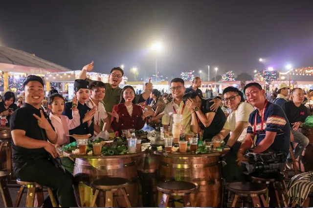 Ngàn lẻ một điểm “phải đến” tại siêu hội chợ quy mô khủng nhất từ trước tới nay - Ảnh 7.