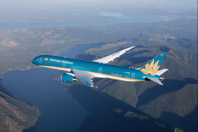 Vietnam Airlines bứt phá mạnh mẽ trong Quý III/2025, khẳng định vị thế tiên phong trên bầu trời quốc tế - Ảnh 2.