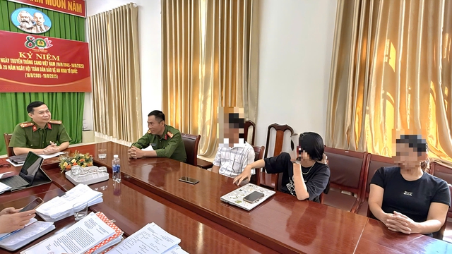 Cuộc đấu tranh tâm trí của nữ sinh viên Đắk Lắk bị bắt cóc online Tại TP HCM - Ảnh 4. Cuộc đấu tranh tâm trí của nữ sinh viên Đắk Lắk bị bắt cóc online Tại TP HCM - Ảnh 4.