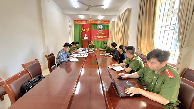 Cuộc đấu tranh tâm trí của nữ sinh viên Đắk Lắk bị bắt cóc online Tại TP HCM - Ảnh 3. Cuộc đấu tranh tâm trí của nữ sinh viên Đắk Lắk bị bắt cóc online Tại TP HCM - Ảnh 3.