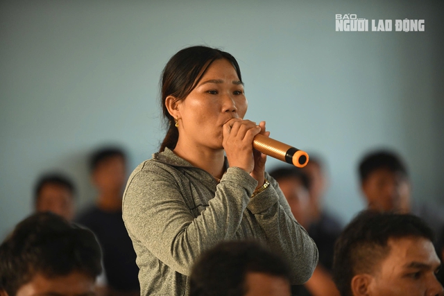 Phụ huynh lo lắng về nữ hiệu phó Đỗ Thị Hồng Huế sau vụ ngộ độc thực phẩm - Ảnh 2.