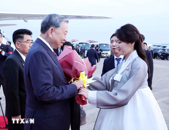 Những hình ảnh đầu tiên của Tổng Bí thư Tô Lâm tại Triều Tiên - Ảnh 3.