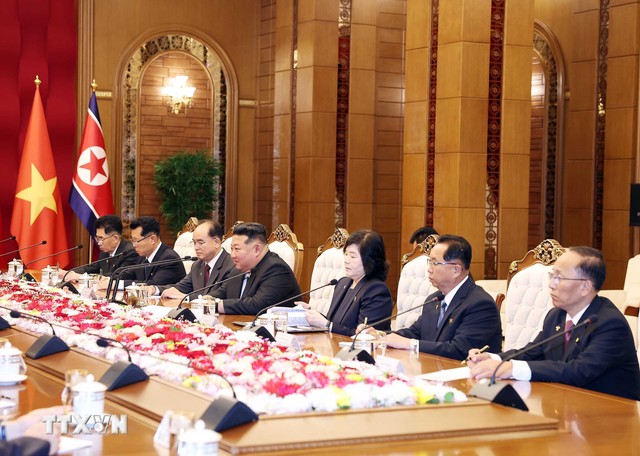 Tổng Bí thư Tô Lâm hội đàm với Tổng Bí thư, Chủ tịch Quốc vụ Triều Tiên Kim Jong Un - Ảnh 2.