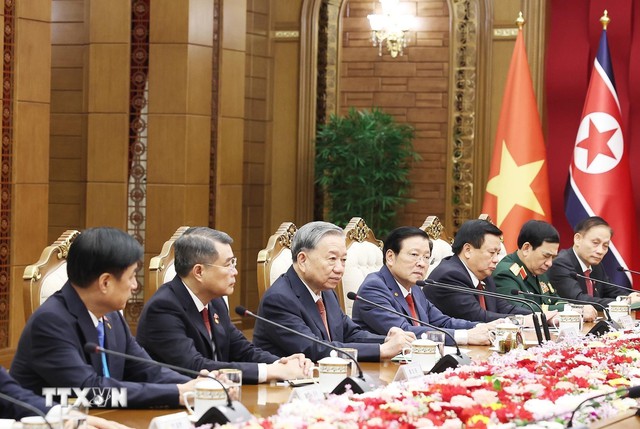 Tổng Bí thư Tô Lâm hội đàm với Tổng Bí thư, Chủ tịch Quốc vụ Triều Tiên Kim Jong Un - Ảnh 3.