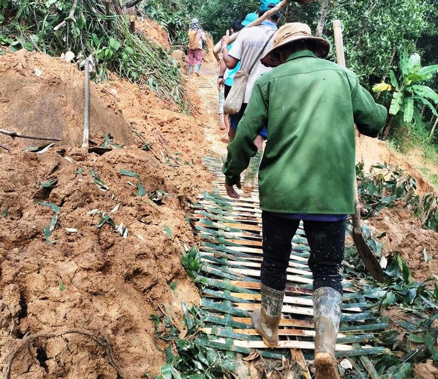 - Ảnh 5. - Ảnh 5.