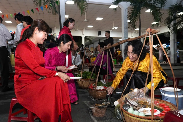 Bí thư Trần Lưu Quang dự Ngày hội Đại đoàn kết ở Bình Thạnh - Ảnh 15.