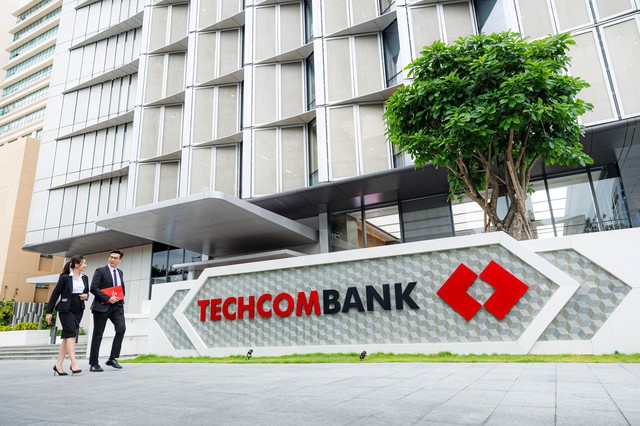 Techcombank được cả Fitch Ratings và S&P Global xếp hạng tín nhiệm ở mức cao - Ảnh 1.
