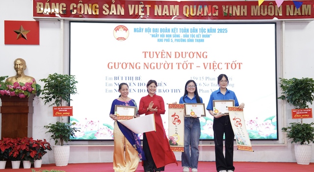 Bí thư Trần Lưu Quang dự Ngày hội Đại đoàn kết ở Bình Thạnh - Ảnh 11.