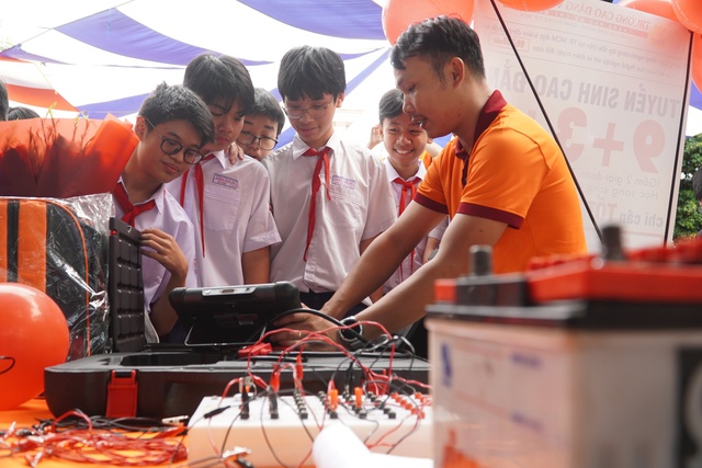 TP HCM tổ chức 22 chương trình tư vấn giáo dục nghề nghiệp - Ảnh 3.