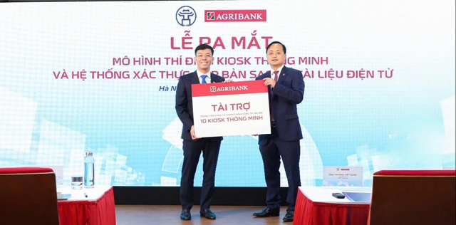 Agribank tài trợ Kiosk thông minh - bước tiến mới trong cải cách hành chính - Ảnh 3.