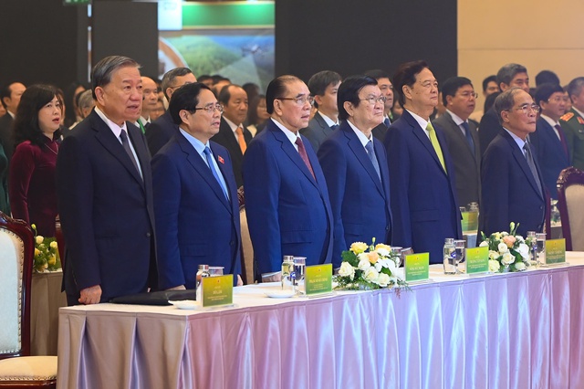 Tổng Bí thư tham dự Lễ kỷ niệm 80 năm Ngành Nông nghiệp và Môi trường - Ảnh 2.