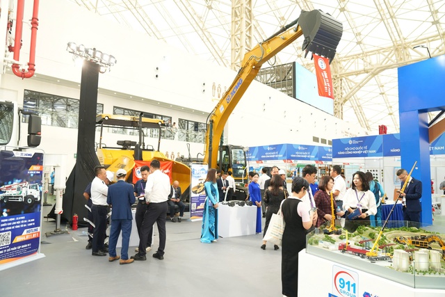 Khai mạc Tuần lễ Công nghiệp và Công nghệ Việt Nam 2025 tại Trung tâm Triển lãm Việt Nam - Ảnh 7.