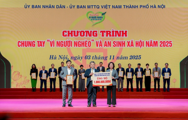 Tập đoàn BRG và Công ty trong hệ sinh thái ủng hộ 2 tỉ đồng cho "Quỹ Vì người nghèo" của Thủ đô - Ảnh 1.