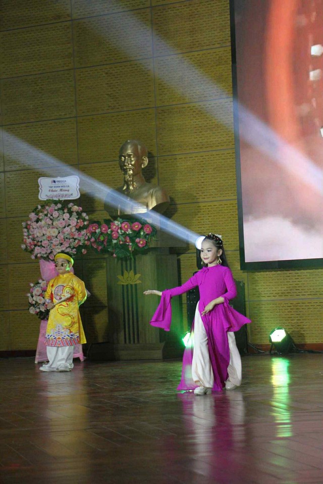 Phi Thanh Vân khoe "Thiên thần nhí " Kim sơn ca  - Ảnh 6.