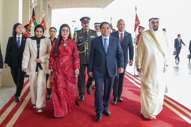 Thủ tướng Phạm Minh Chính bắt đầu thăm Kuwait - Ảnh 3.