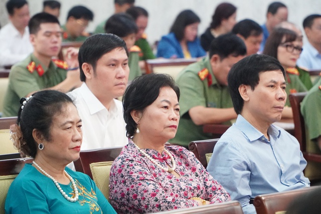 Quyền con người tại Việt Nam: Cán bộ công an nhường vắc xin COVID - 19 cho phạm nhân - Ảnh 2. Quyền con người tại Việt Nam: Cán bộ công an nhường vắc xin COVID - 19 cho phạm nhân - Ảnh 2.