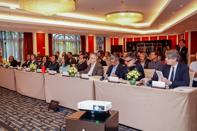 Ba “ông lớn” kiến trúc toàn cầu góp mặt tại cuộc thi thiết kế Nhà ga hành khách - Ảnh 3.