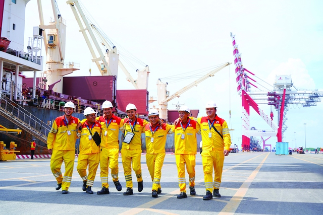 Cảng quốc tế Long An xuất sắc đạt giải thưởng phát triển con người - People Development Award - Ảnh 1.