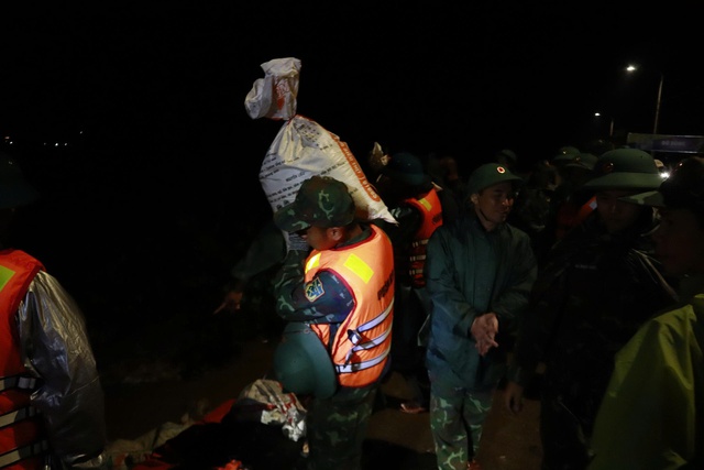 - Ảnh 11. - Ảnh 11.