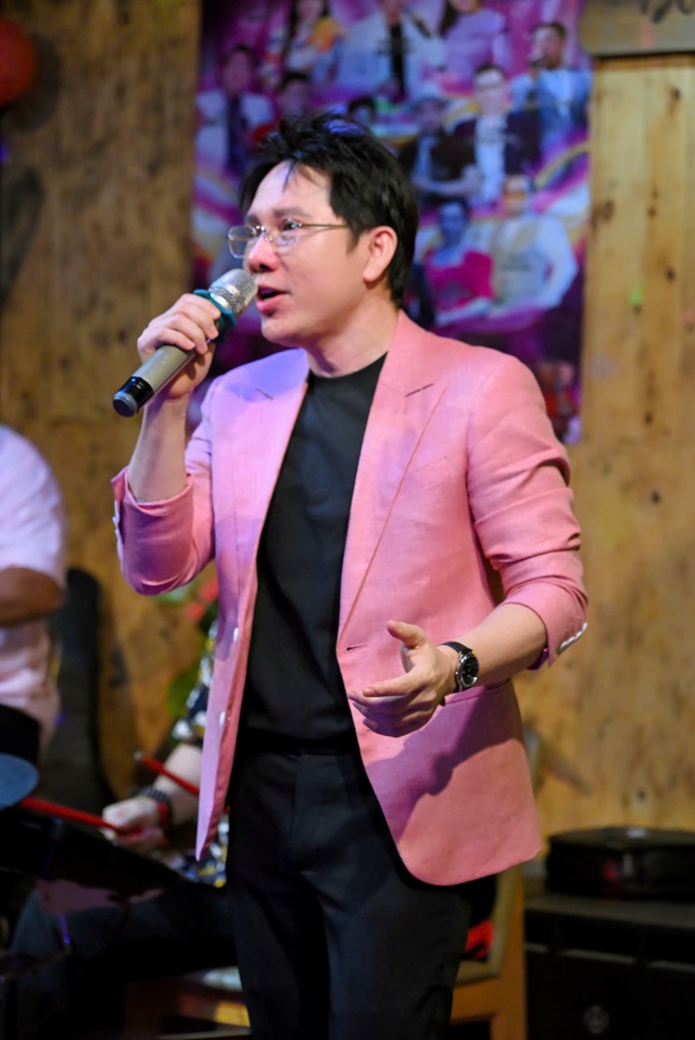 Ca sĩ Thạch Dũng: Lan tỏa yêu thương qua hành trình nghệ thuật và thiện nguyện - Ảnh 1.