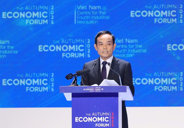 Thủ tướng Phạm Minh Chính tham dự Diễn đàn Kinh tế mùa thu 2025 tại TP HCM - Ảnh 4.