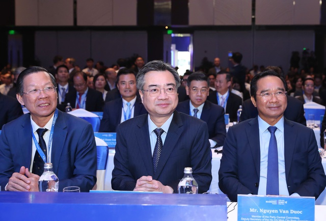 Thủ tướng Phạm Minh Chính tham dự Diễn đàn Kinh tế mùa thu 2025 tại TP HCM - Ảnh 6.