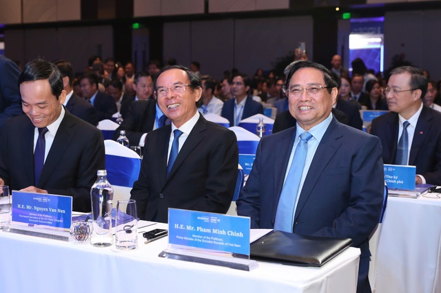Thủ tướng Phạm Minh Chính tham dự Diễn đàn Kinh tế mùa thu 2025 tại TP HCM - Ảnh 5.