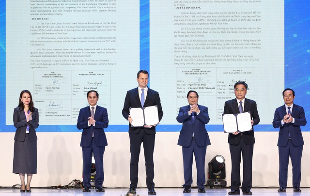 Tuyên bố chung giữa TP HCM và Diễn đàn Kinh tế Thế giới - Ảnh 1.