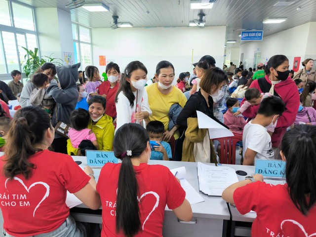 Điều kỳ diệu từ ca ghép tim đầu tiên của chương trình "Trái tim cho em" - Ảnh 4.