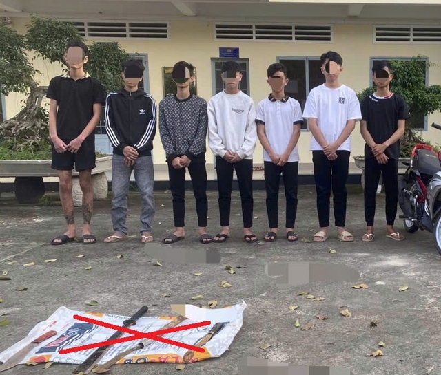 Nhóm thanh niên chém người ở Đồng Nai vì hiểu lầm nhìn đểu - Ảnh 1. Nhóm thanh niên chém người ở Đồng Nai vì hiểu lầm nhìn đểu - Ảnh 1.