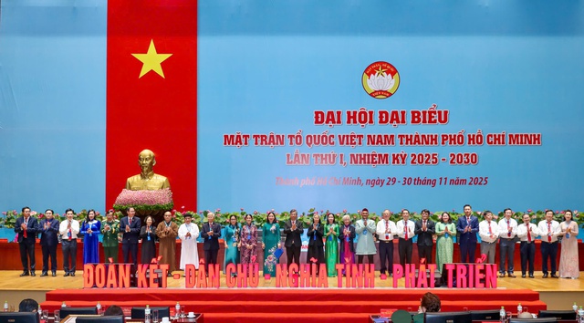 Mặt trận đồng hành và doanh nghiệp vững mạnh cho sự phát triển bền vững tại TPHCM - Ảnh 3. Mặt trận đồng hành và doanh nghiệp vững mạnh cho sự phát triển bền vững tại TPHCM - Ảnh 3.