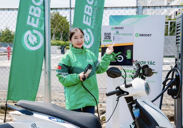 Grab Việt Nam hợp tác với EBOOST thúc đẩy sử dụng xe điện - Ảnh 2.
