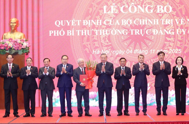 Ông Đỗ Văn Chiến giữ chức Phó Bí thư Thường trực Đảng ủy Quốc hội - Ảnh 2.